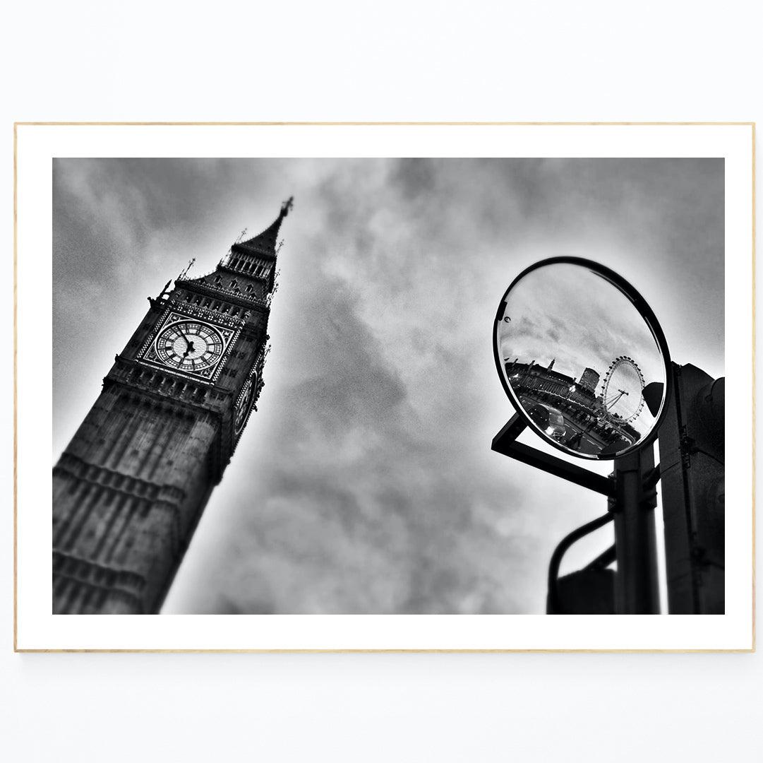 This Big Ben B&W London Photography and beautiful modern print is a great way to add a striking design to your home. It would also make a fantastic gift for a friend or family member.