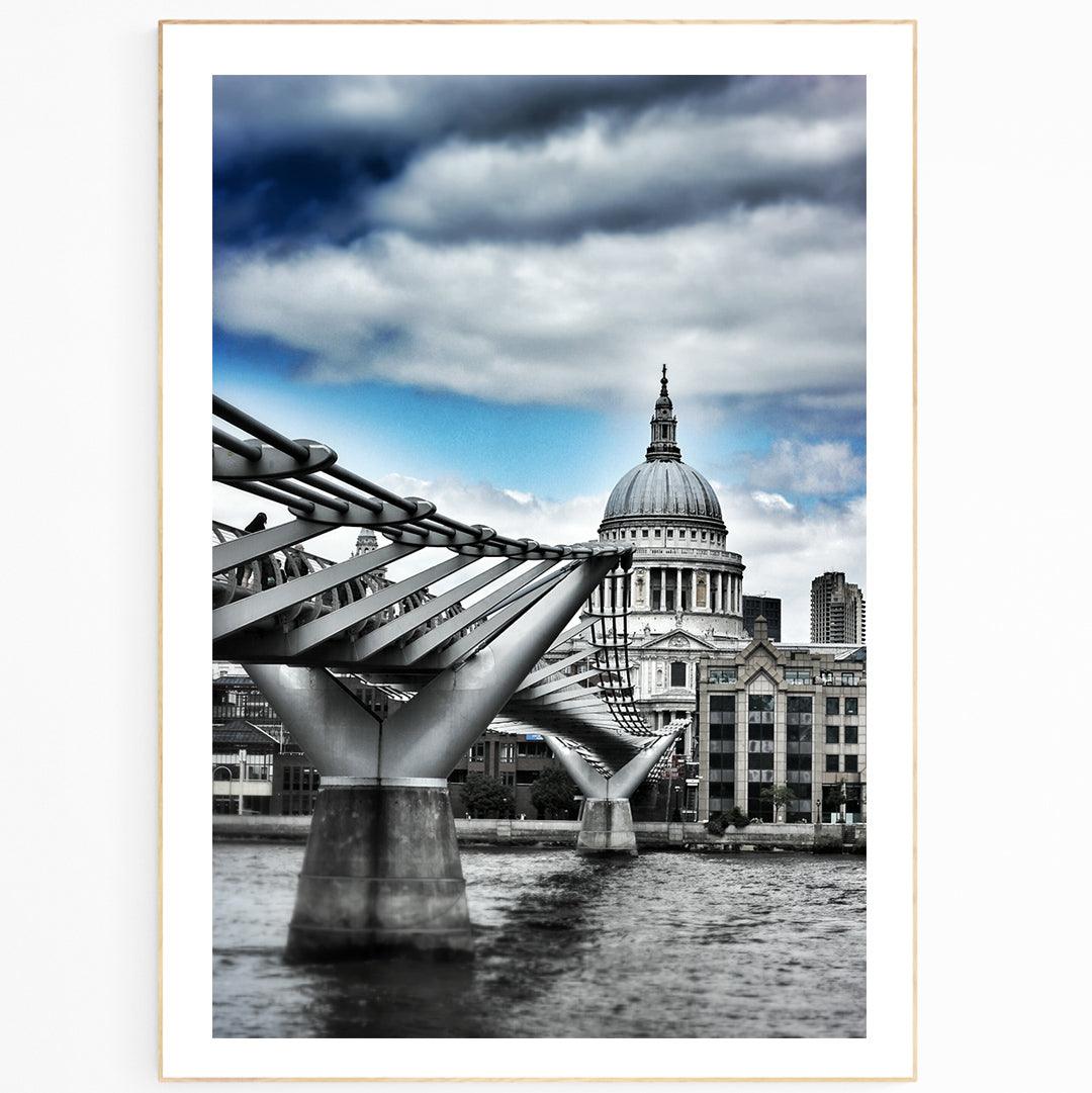 St Paul's Cathedral London Millennium Bridge. Take a tour of the one-of-a-kind St Paul’s Cathedral London Millennium Bridge! Get your passport ready for an Instagram-worthy journey through London, complete with unique photos sure to leave you with some fresh memories to look back on. ​​​​​​​
