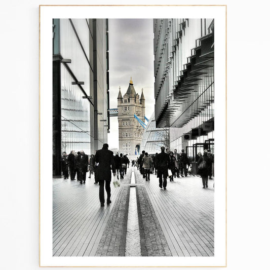 This fine art print features stunning photography of Tower Bridge in London, England. It is ideal for those looking to capture the beauty of the city in a print, with fresh images of iconic landmarks presented in high-quality photos. Bring the essence of London travel home, and buy the perfect London printed picture for a special occasion or your home décor.